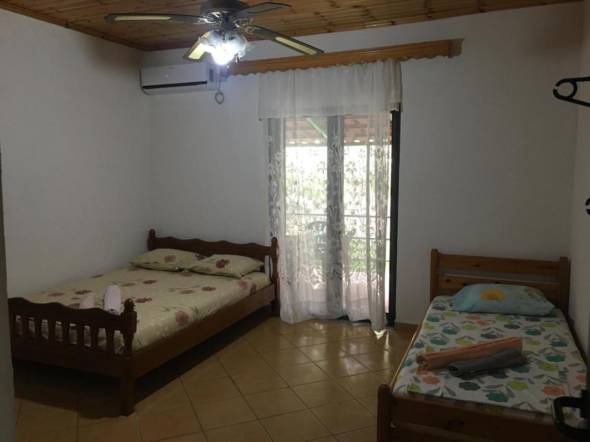 Romeo'S Guest House 2 Piqeras Bagian luar foto