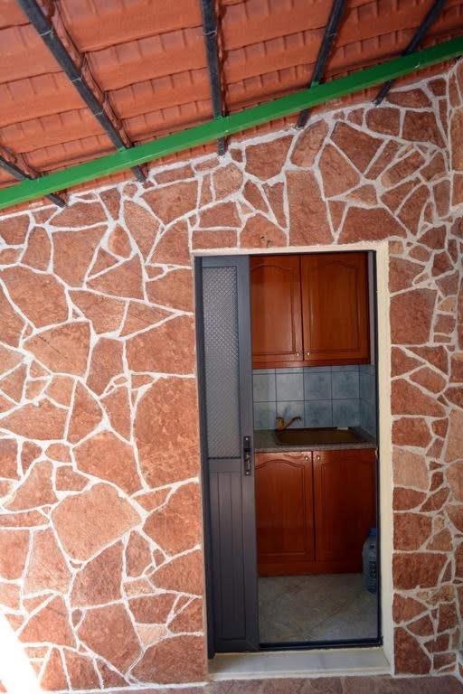 Romeo'S Guest House 2 Piqeras Bagian luar foto